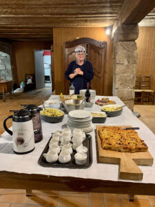 buffet repas au Chalet de la Besse à Usclades et Rieutord